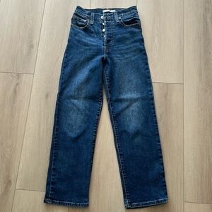 Levi’s ribcage jeans, size 25 in medium dark wash